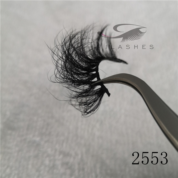wholesale lashes suppliers.jpg